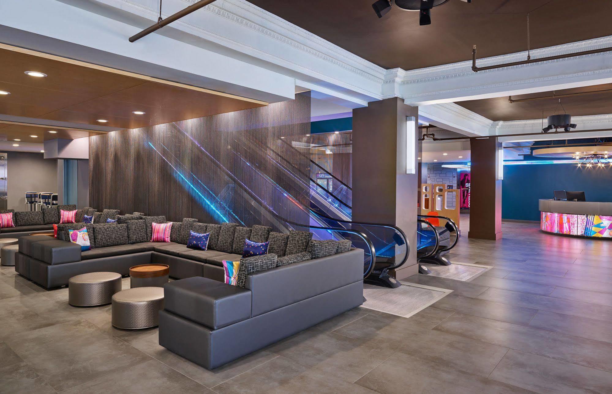 Готель Aloft Houston Downtown Екстер'єр фото